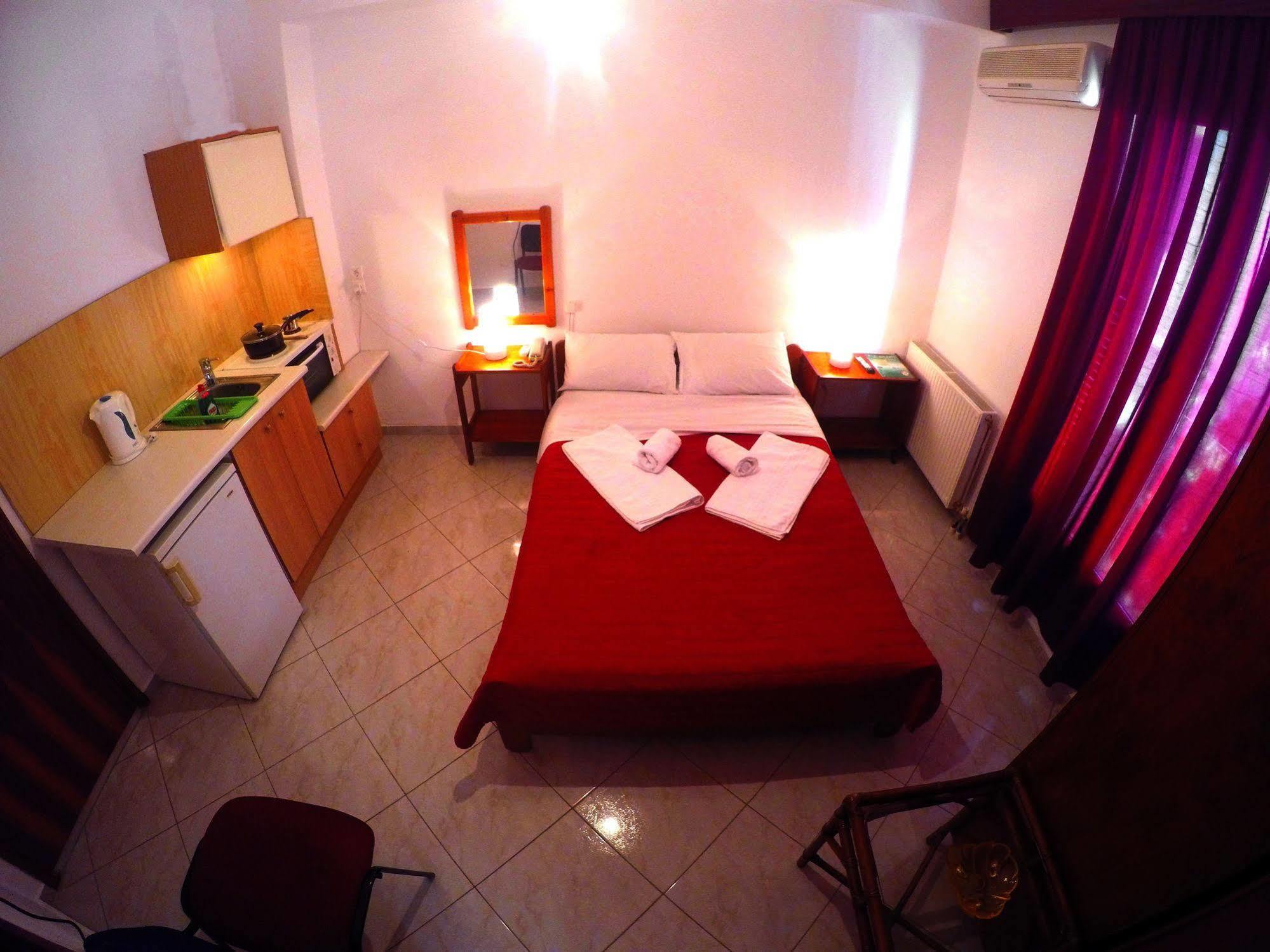 Atlantis Hotel Agios Nikolaos Extérieur photo